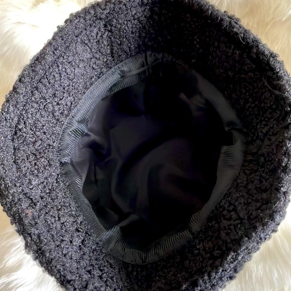 NWOT Teddy Bear Bucket Hat - Picture 6 of 9